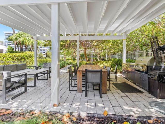 Apartment for rent  Unit #811 - photo 7491214