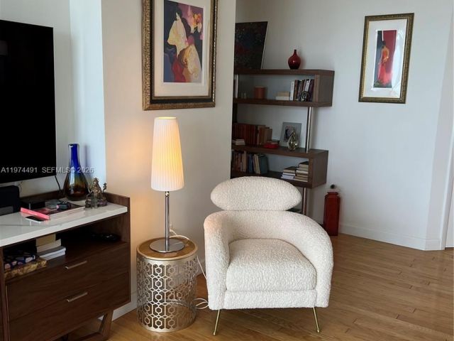 Apartment for rent  Unit #3609 - photo 7502076