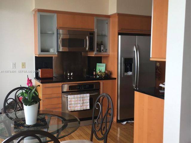 Apartment for rent  Unit #3609 - photo 7502084