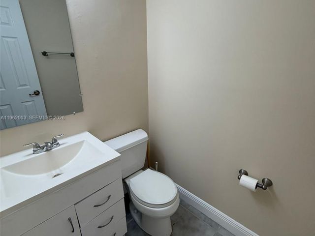 4-bedroom home for rent in Hollywood - 3326 Farragut St 6D - MondialRealty
