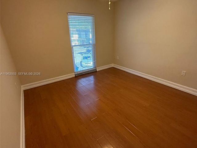 4-bedroom home for rent in Hollywood - 3326 Farragut St 6D - MondialRealty