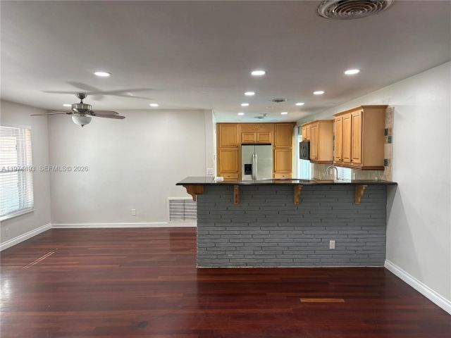 Home for rent at 3617 Cleveland St - photo 7474552