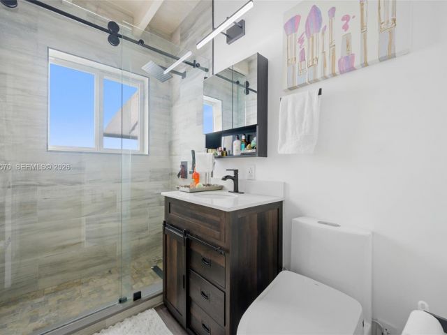 Home for rent at 1935 Keystone Blvd 1935 - photo 7526517