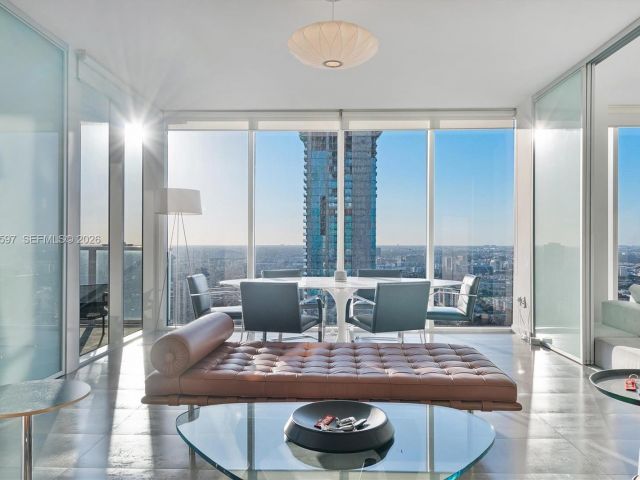 Apartment for sale  Unit #3807 - photo 7488378