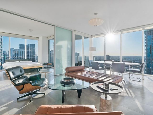 Apartment for sale  Unit #3807 - photo 7488379