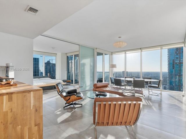 Apartment for sale  Unit #3807 - photo 7488380