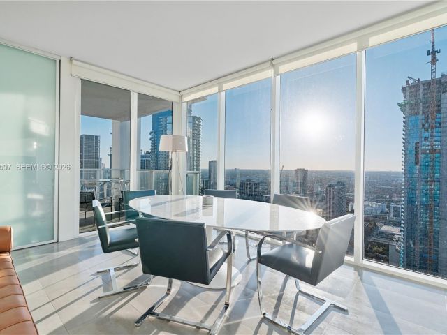 Apartment for sale  Unit #3807 - photo 7488383