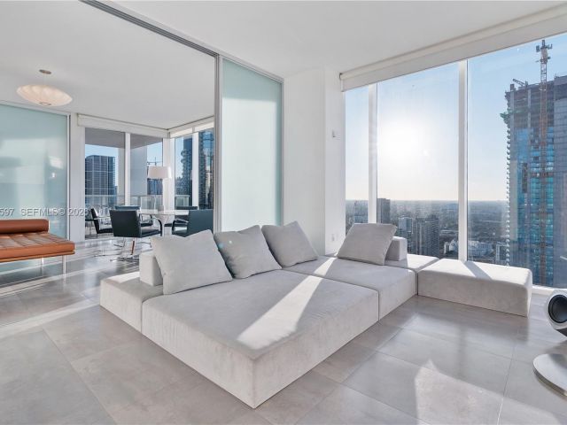 Apartment for sale  Unit #3807 - photo 7488388