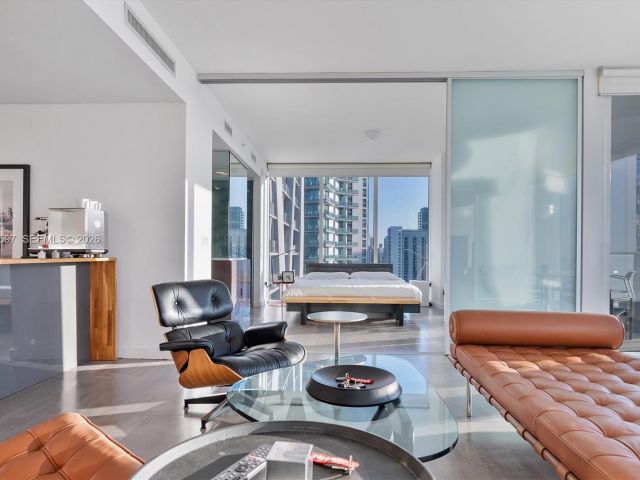 Apartment for sale  Unit #3807 - photo 7488389