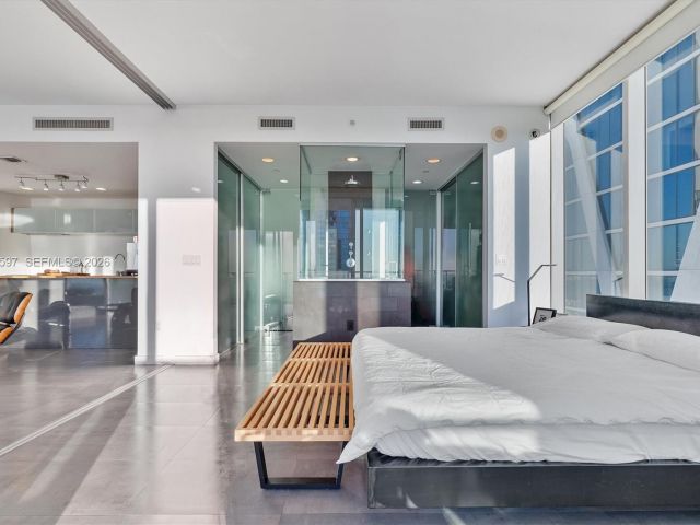 Apartment for sale  Unit #3807 - photo 7488392