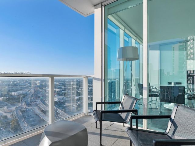 Apartment for sale  Unit #3807 - photo 7488394