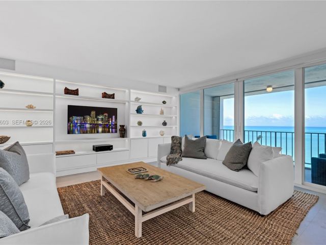 Apartment for rent  Unit #27D - photo 7490445