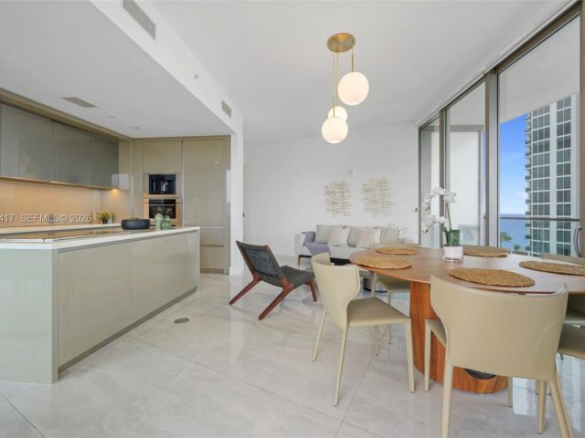 Apartment for sale  Unit #605 - photo 7495733