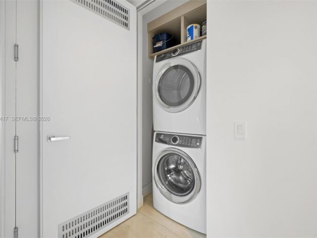 Apartment for sale  Unit #605 - photo 7495737