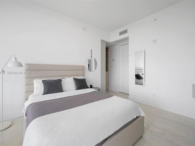 Apartment for sale  Unit #605 - photo 7495746