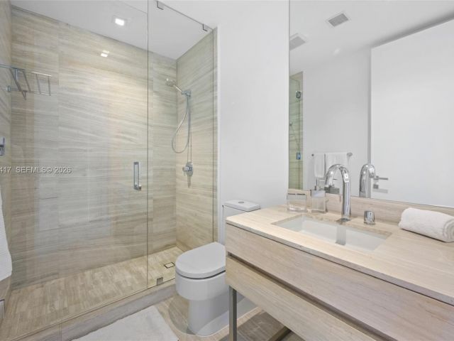 Apartment for sale  Unit #605 - photo 7495747