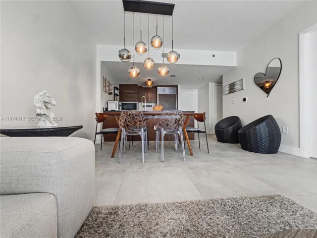 Apartment for rent  Unit #4611 - photo 7510673