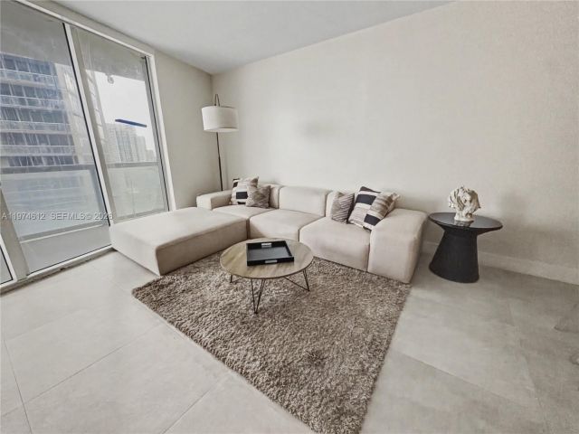 Apartment for rent  Unit #4611 - photo 7510678