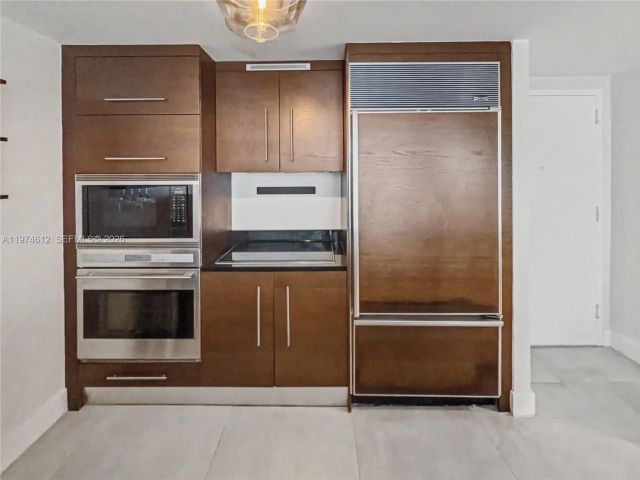 Apartment for rent  Unit #4611 - photo 7510688