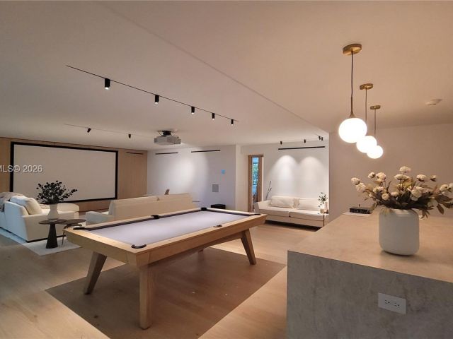 Home for rent at 1510 W 23rd St - photo 7469158