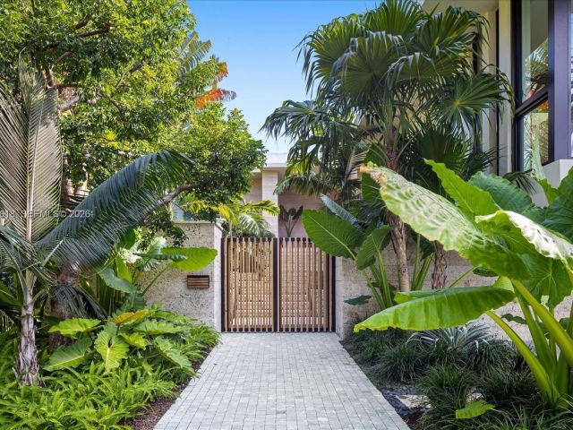 Home for rent at 1510 W 23rd St - photo 7469159