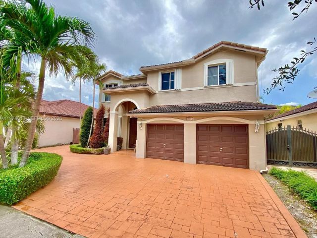 Home for rent at 13851 SW 38th Ln - photo 7466219