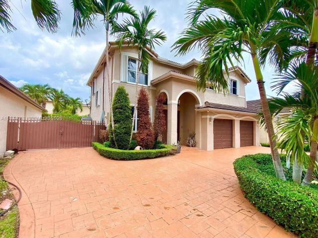 Home for rent at 13851 SW 38th Ln - photo 7466220