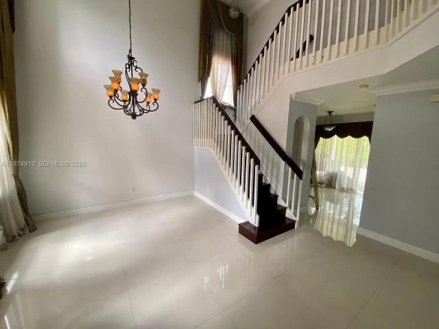 Home for rent at 13851 SW 38th Ln - photo 7466221