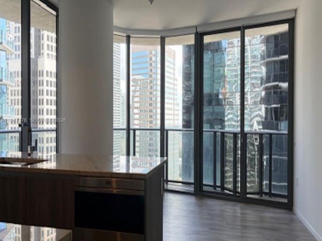 Apartment for rent  Unit #2505 - photo 7452624