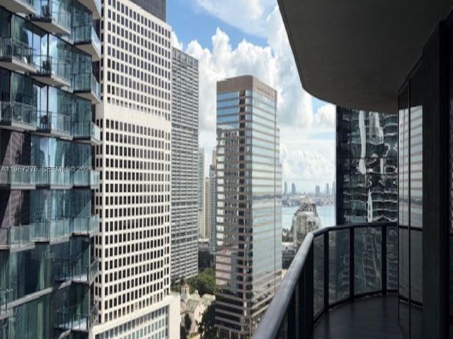 Apartment for rent  Unit #2505 - photo 7452632