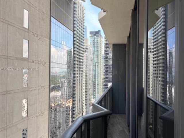 Apartment for rent  Unit #2505 - photo 7452633