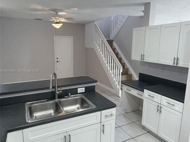 3-bedroom home for rent in Hollywood - 3720 Westminster St 3720 - MondialRealty