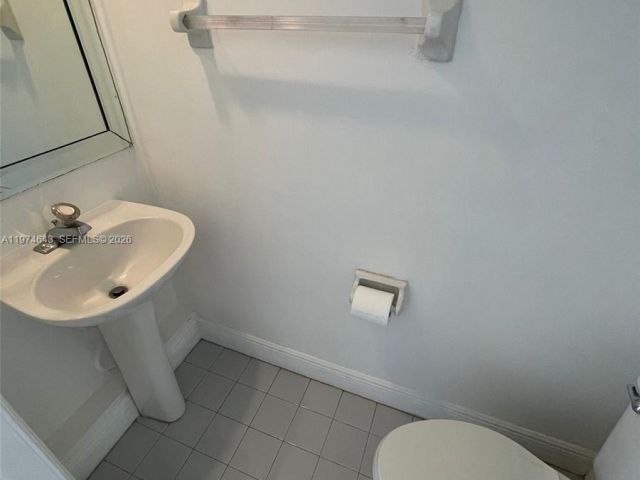 3-bedroom home for rent in Hollywood - 3720 Westminster St 3720 - MondialRealty