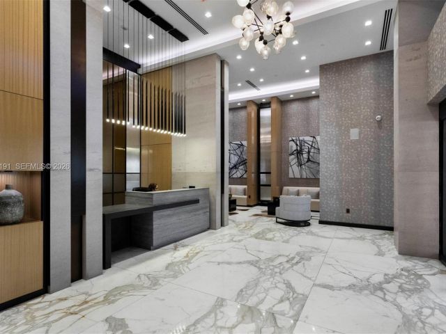 Apartment for sale  Unit #20-C - photo 7503790