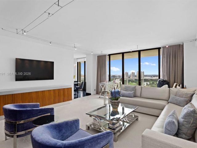 Apartment for sale  Unit #20-C - photo 7503793