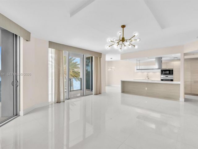 Apartment for rent  Unit #210 - photo 7503629