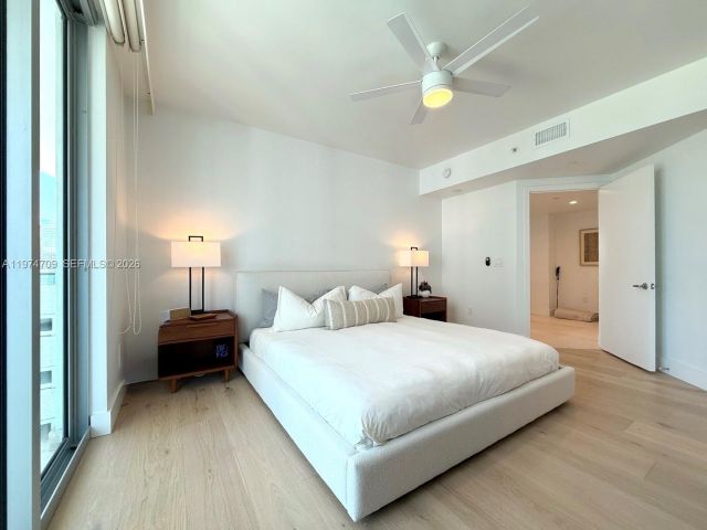 Apartment for sale  Unit #2002 - photo 7511724