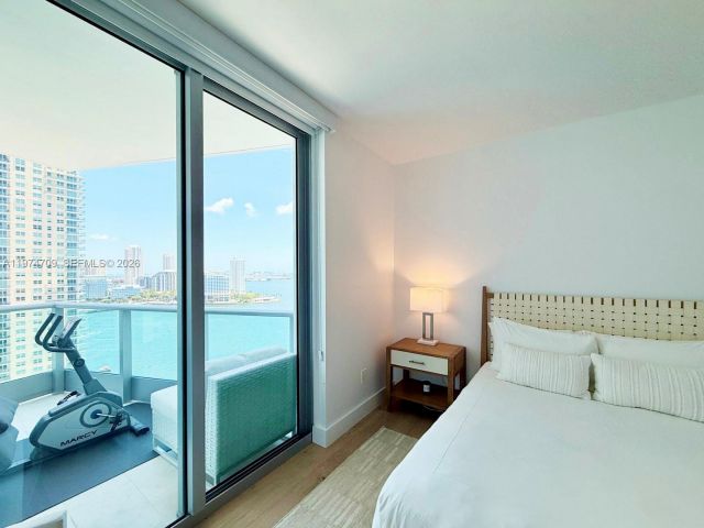 Apartment for sale  Unit #2002 - photo 7511728