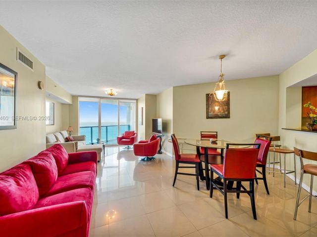 Apartment for rent  Unit #3605 - photo 7518018