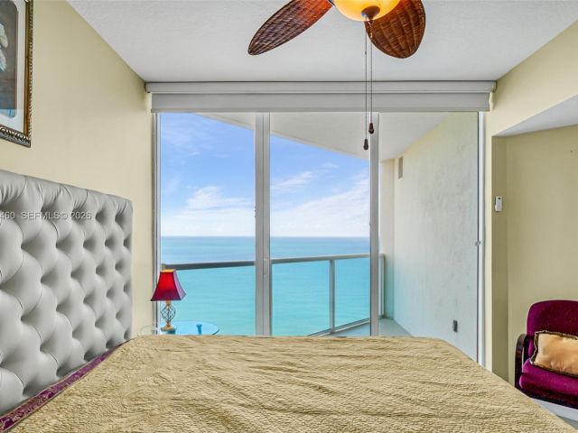 Apartment for rent  Unit #3605 - photo 7518022