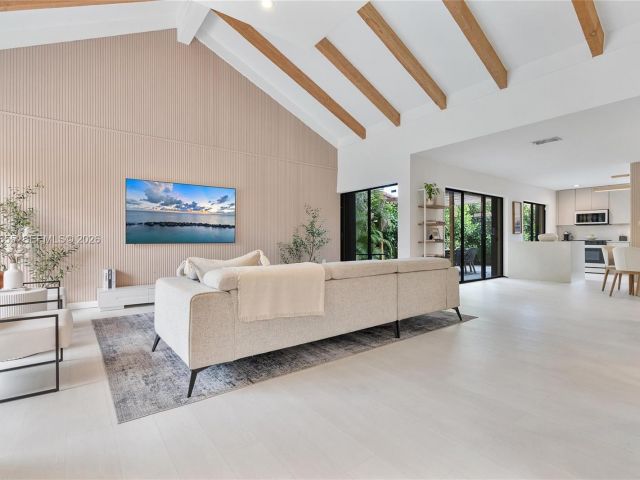 Home for sale at 20345 NE 10th Ct - photo 7531724