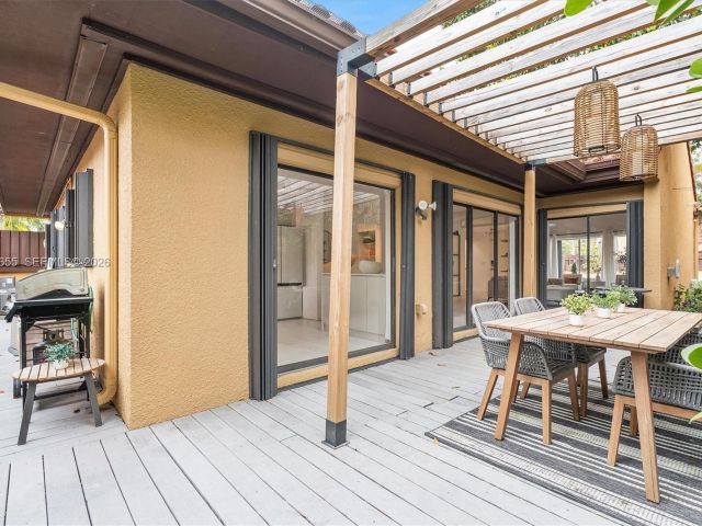 Home for sale at 20345 NE 10th Ct - photo 7531734