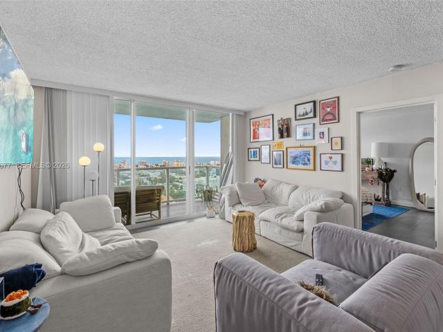 Apartment for rent  Unit #2204 - photo 7508689