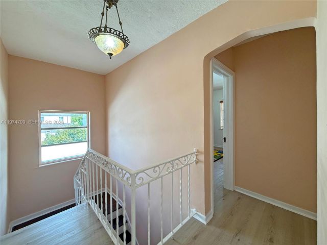 Home for sale at 1727 SW 11th Ter - photo 7518240