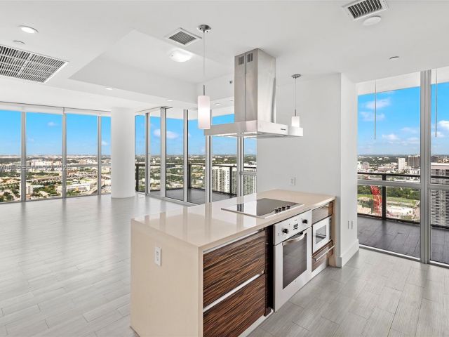 Apartment for rent  Unit #4405 - photo 7483829