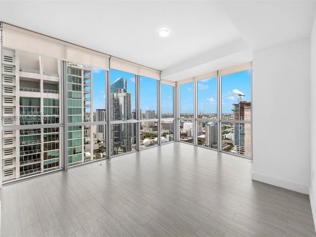 Apartment for rent  Unit #4405 - photo 7483834