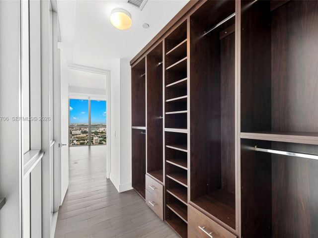 Apartment for rent  Unit #4405 - photo 7483837