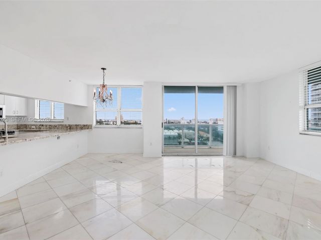 Apartment for rent  Unit #1102 - photo 7508668