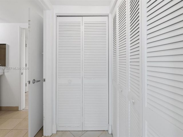 Apartment for rent  Unit #1102 - photo 7508682