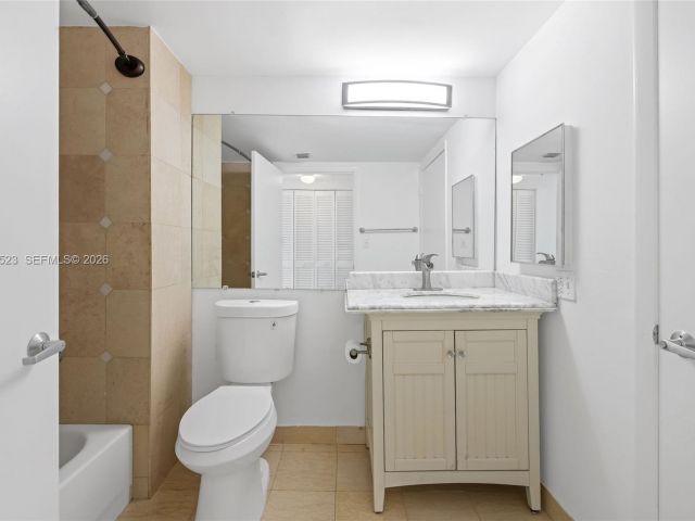 Apartment for rent  Unit #1102 - photo 7508684